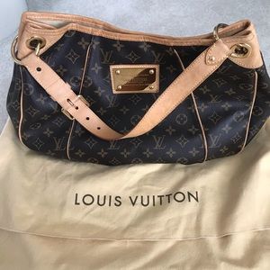 Louis Vuitton shoulder bag